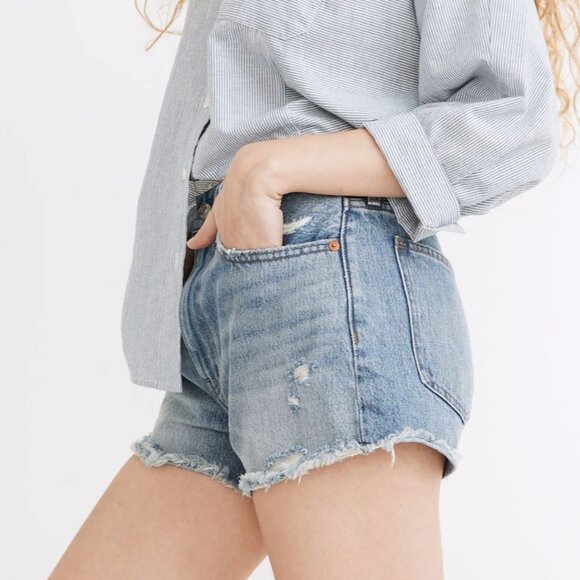 Madewell Pants - Madewell Relaxed Denim Shorts in Renfield Wash Size 28